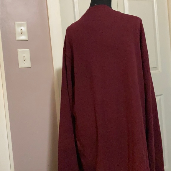 Men’s Pullover - Picture 3 of 4